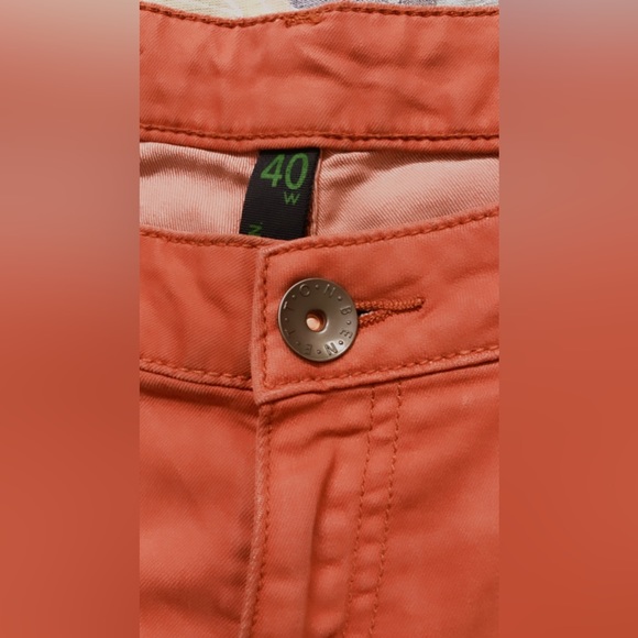 Slim Fit, Rust Colored Pants for Women, from the Brand UNITED COLORS OF BENETTON - Picture 3 of 4